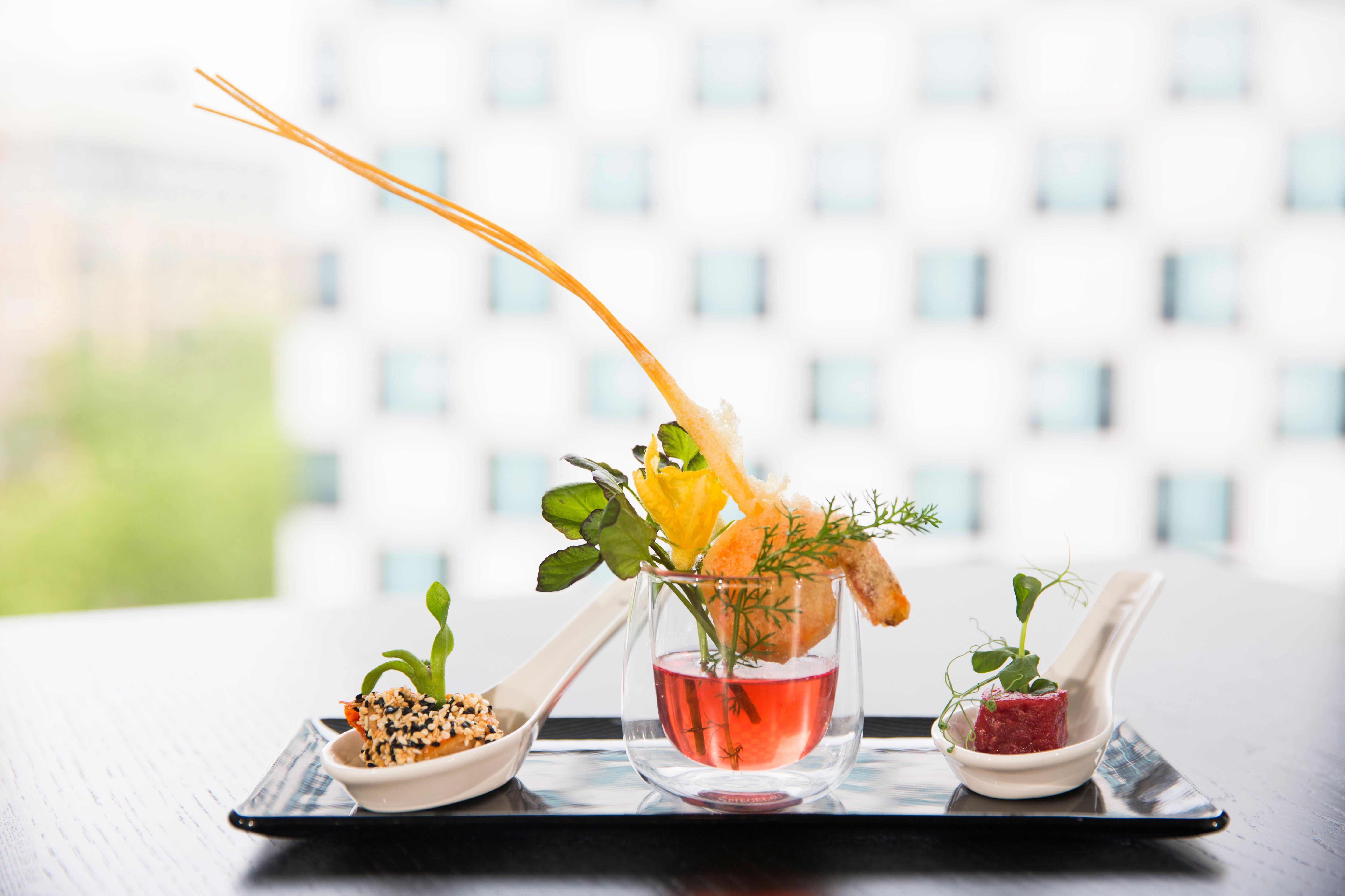 柏林洲际酒店 外观 照片 A molecular gastronomy dish