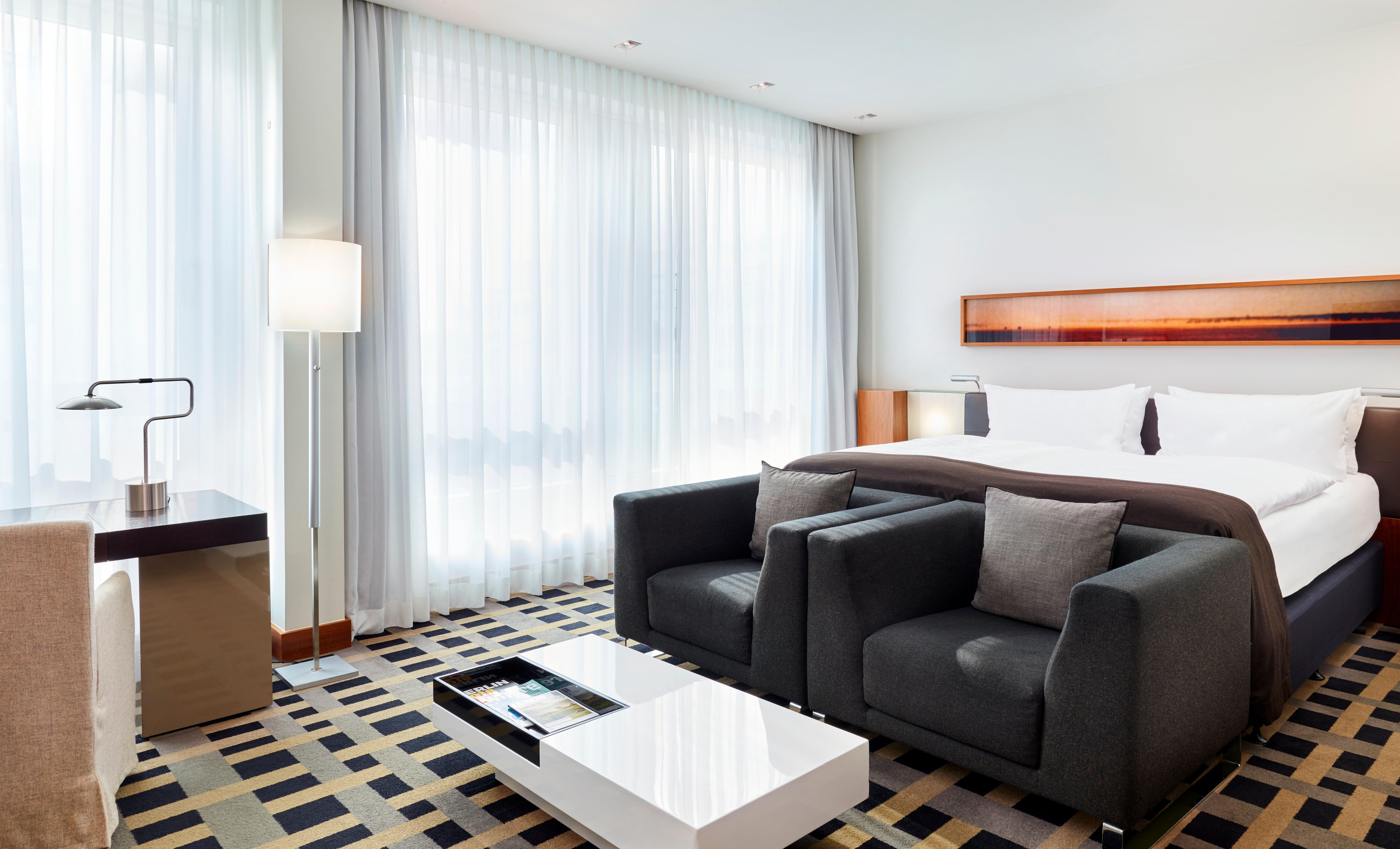 柏林洲际酒店 外观 照片 A room at the hotel