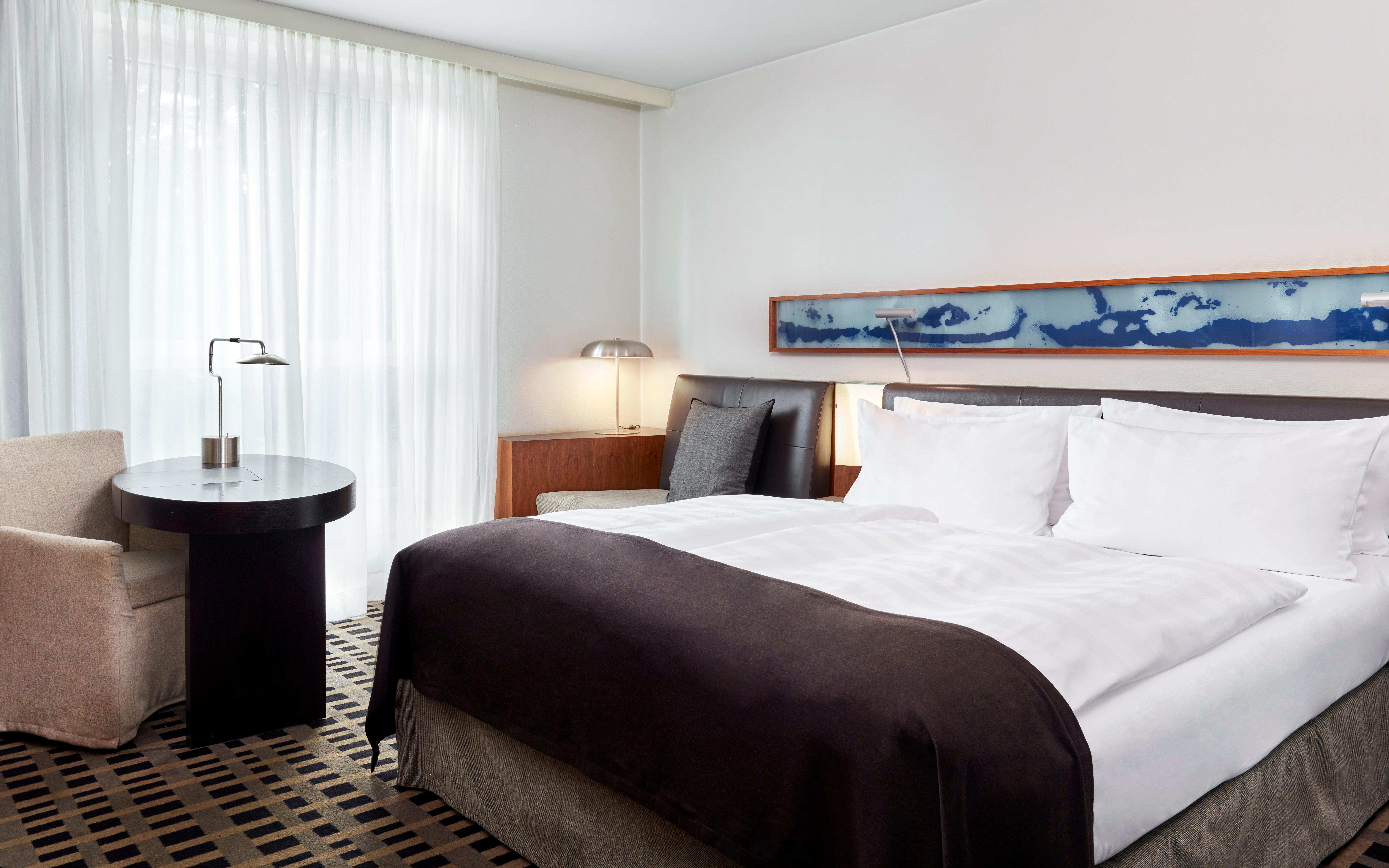柏林洲际酒店 外观 照片 A guest room at the Hotel